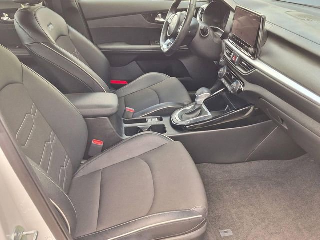Certified 2023 Kia Forte GT-Line w/ GT-Line Technology Package FWD image 29