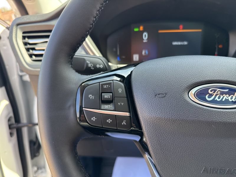 New 2025 Ford Escape SE FWD image 27