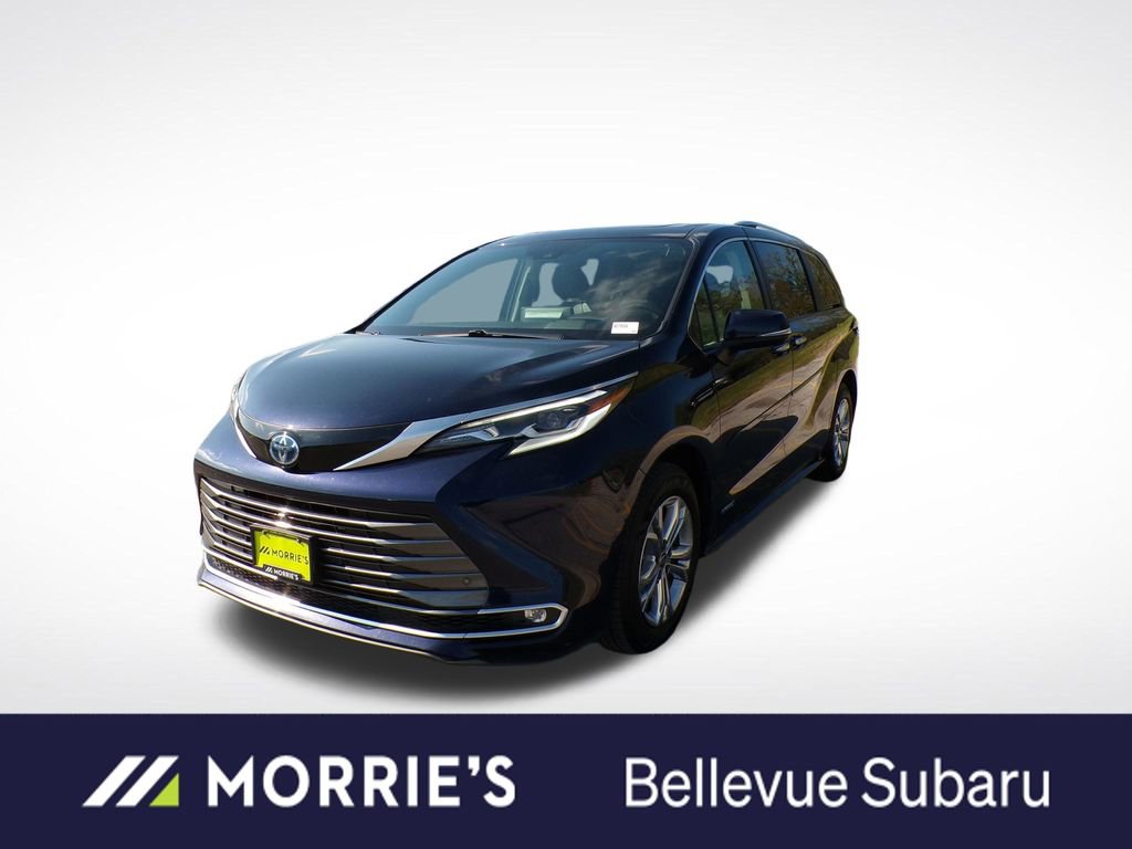 Used 2021 Toyota Sienna Platinum AWD/4WD image 1