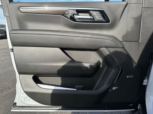 New 2026 Chevrolet Tahoe Premier w/ Sun And Tow Package AWD/4WD image 22