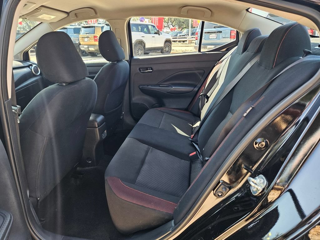 Used 2024 Nissan Versa SR FWD image 10