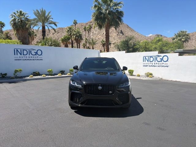 Used 2023 Jaguar F-PACE SVR image 2