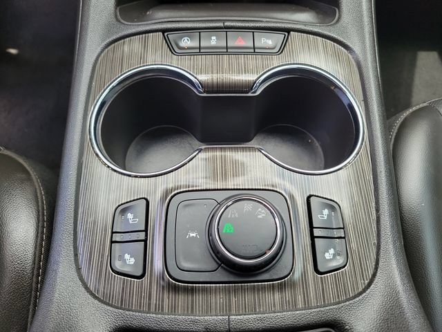 Used 2023 GMC Acadia SLT AWD/4WD image 33
