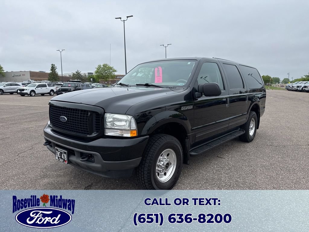 Used 2004 Ford Excursion XLT AWD/4WD image 3