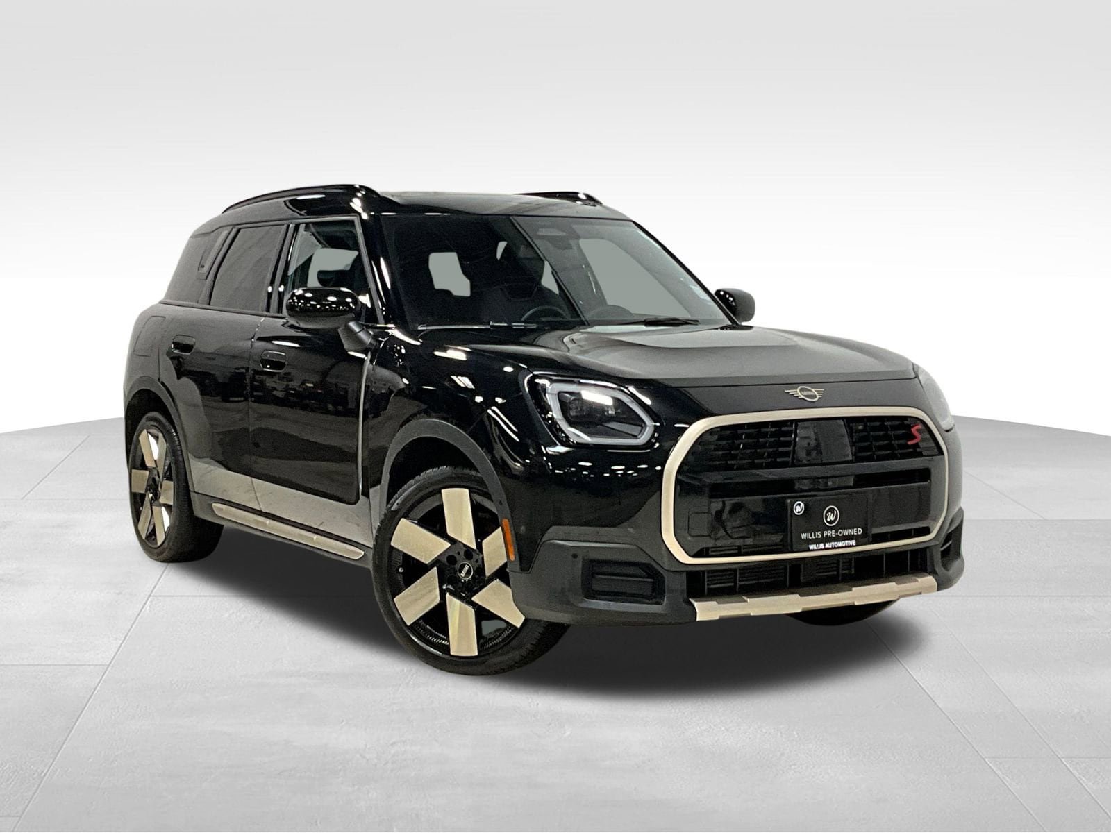 Used 2025 MINI Cooper Countryman S image 1