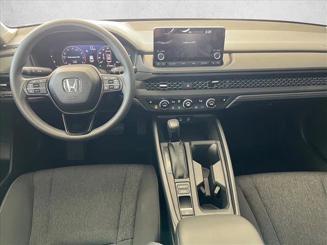 Used 2025 Honda Accord SE image 11