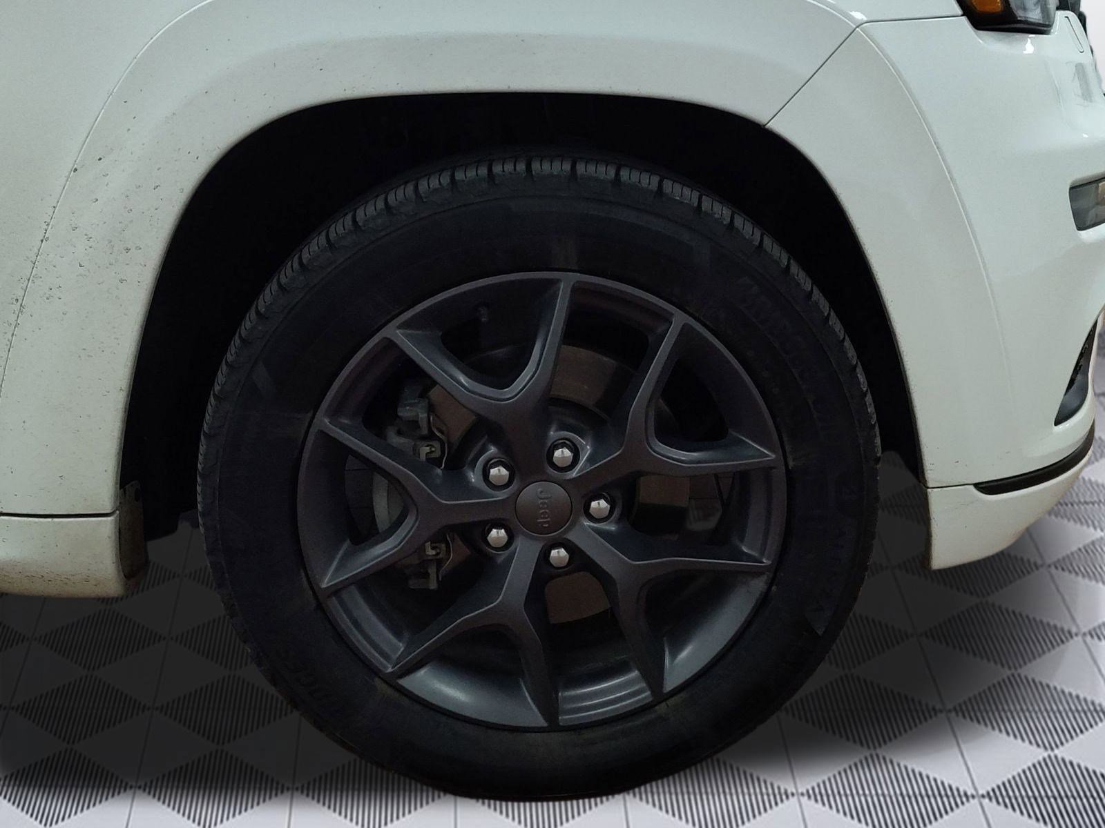 Used 2019 Jeep Grand Cherokee Limited X image 11