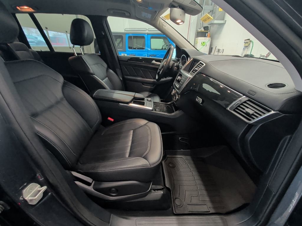 Used 2016 Mercedes-Benz GL 450 4MATIC image 19