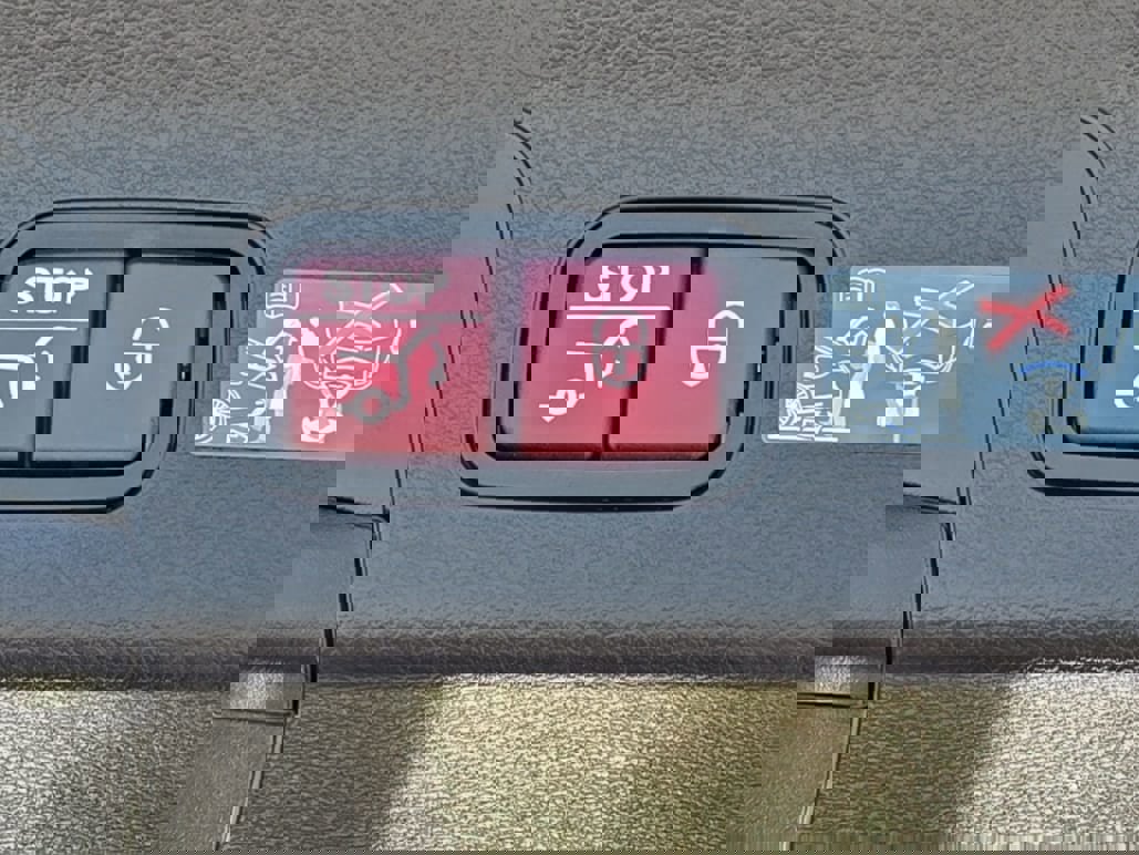 New 2026 Mercedes-Benz GLS 450 4MATIC image 42