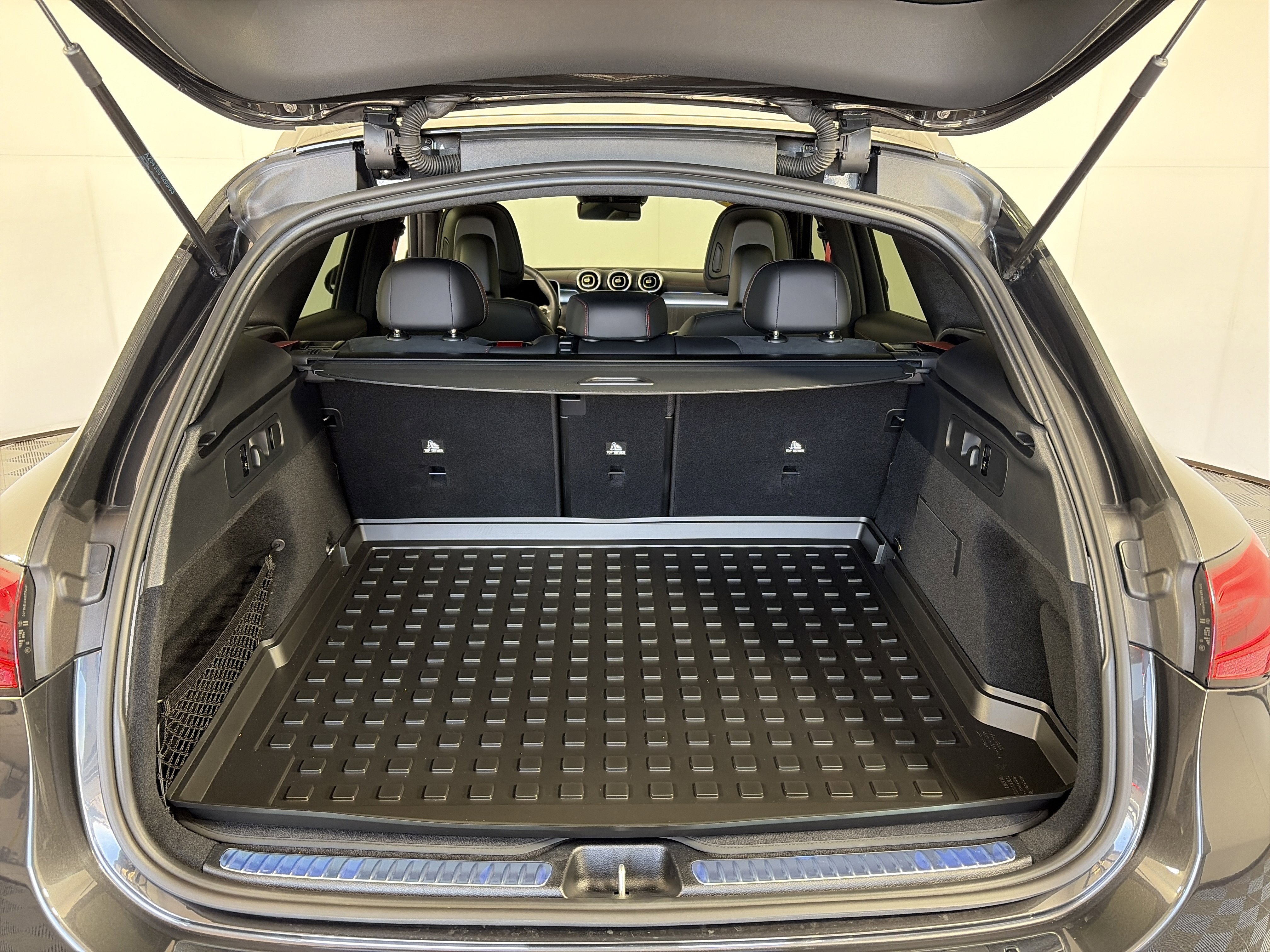 Certified 2025 Mercedes-Benz GLC 43 AMG 4MATIC image 14