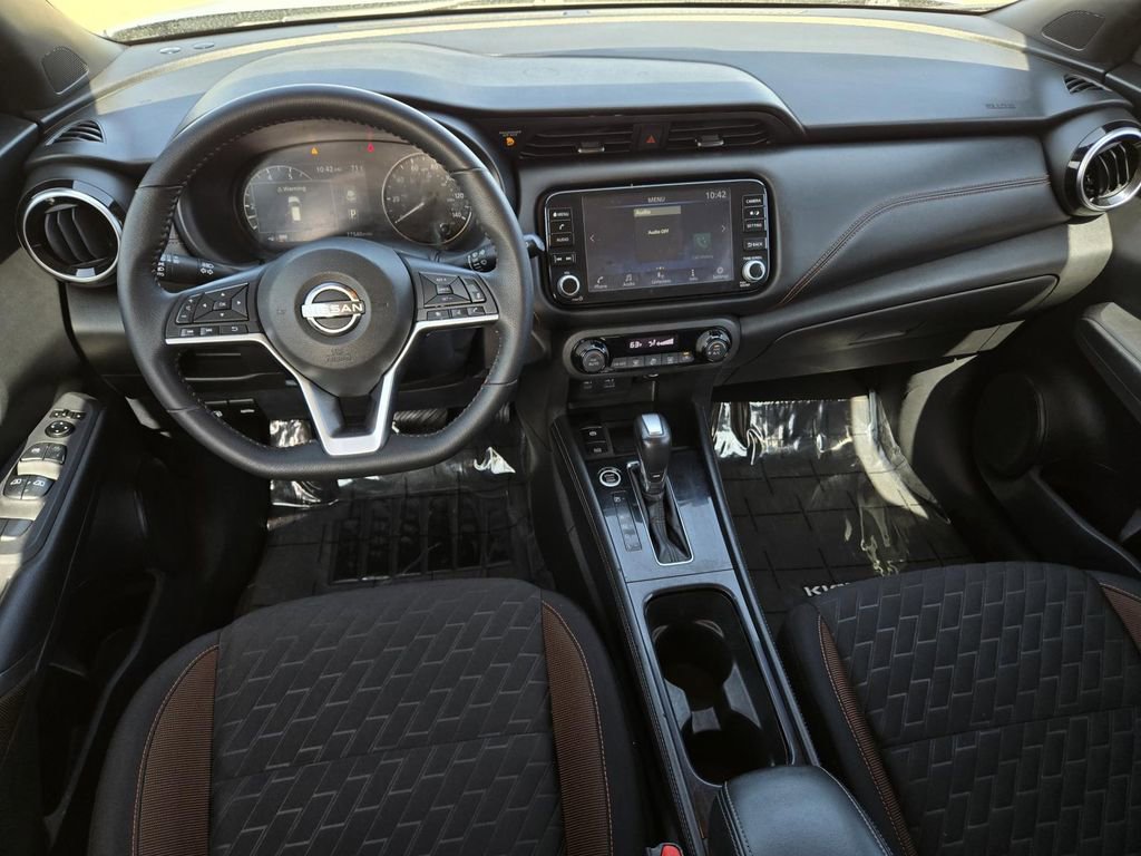 Used 2022 Nissan Kicks SR FWD image 24