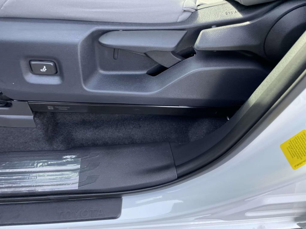 New 2026 Toyota Tacoma SR5 image 29