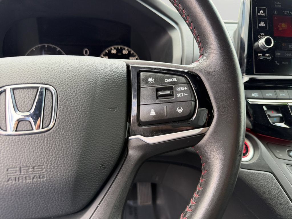 Used 2025 Honda Odyssey Sport-L image 20