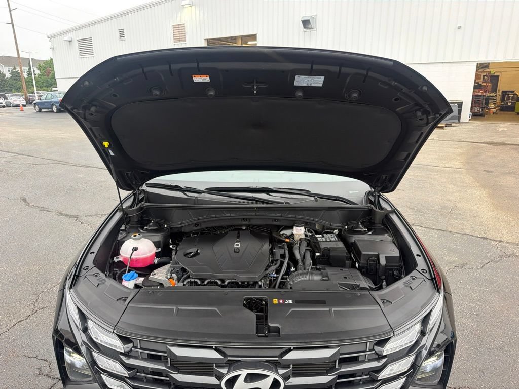 Used 2025 Hyundai Tucson SEL FWD image 36