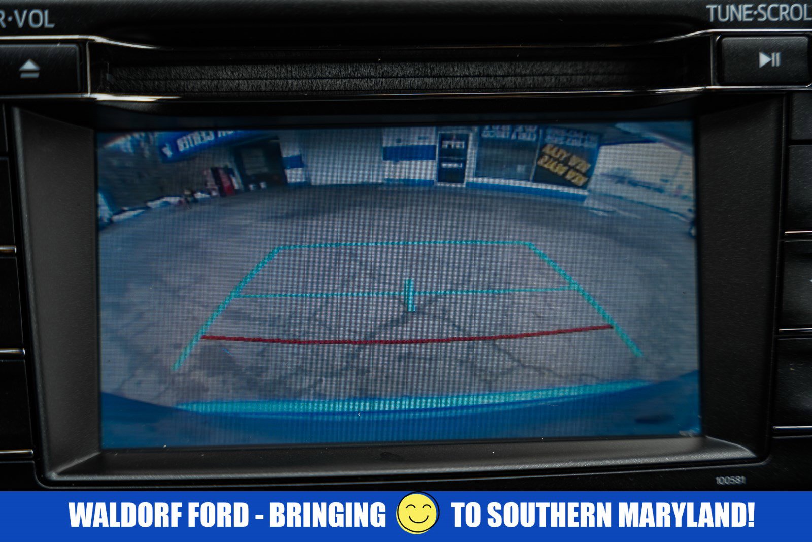 Used 2018 Toyota RAV4 LE w/ All Weather Liner Package image 36