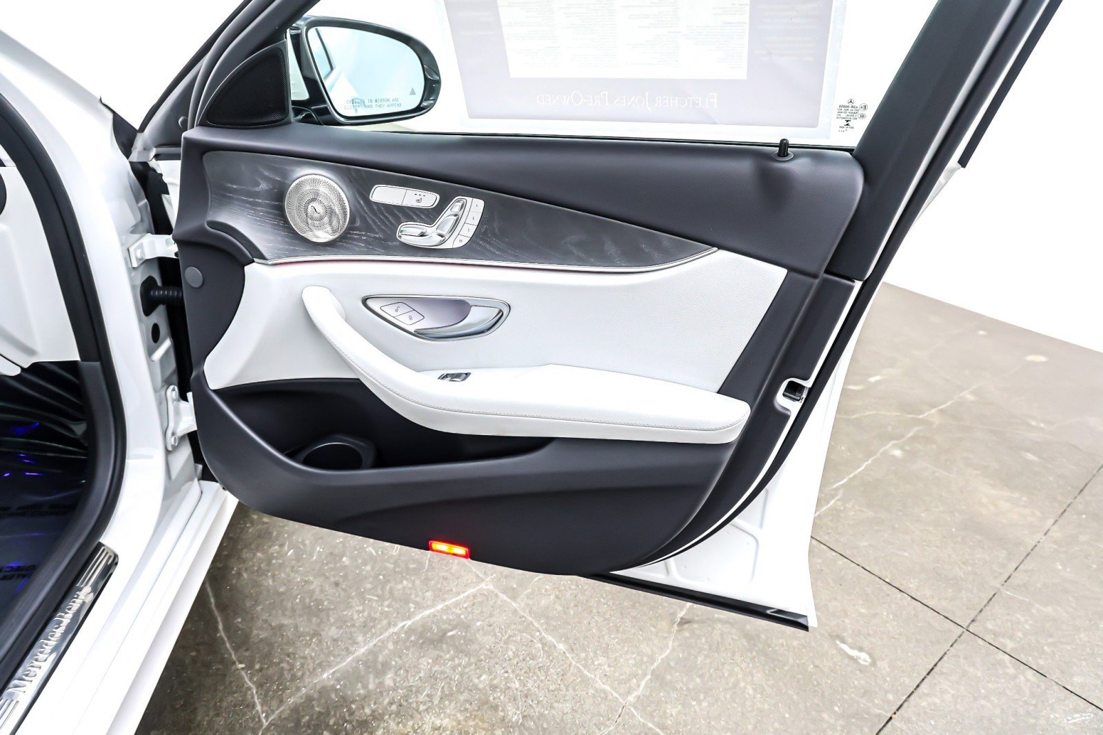 Used 2022 Mercedes-Benz E 350 4MATIC Sedan image 24