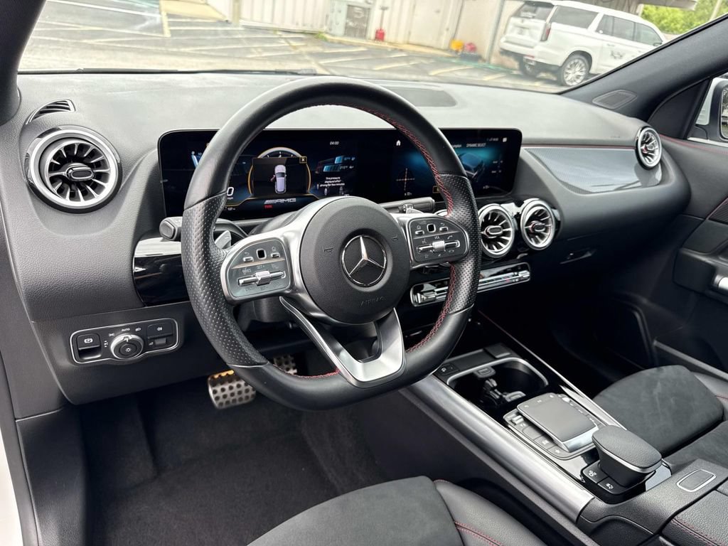Used 2023 Mercedes-Benz GLA 35 AMG 4MATIC image 33