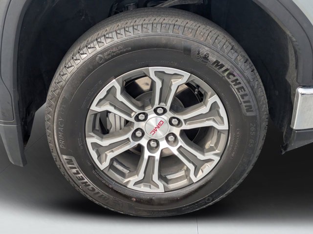 Used 2025 GMC Sierra 1500 SLT image 9