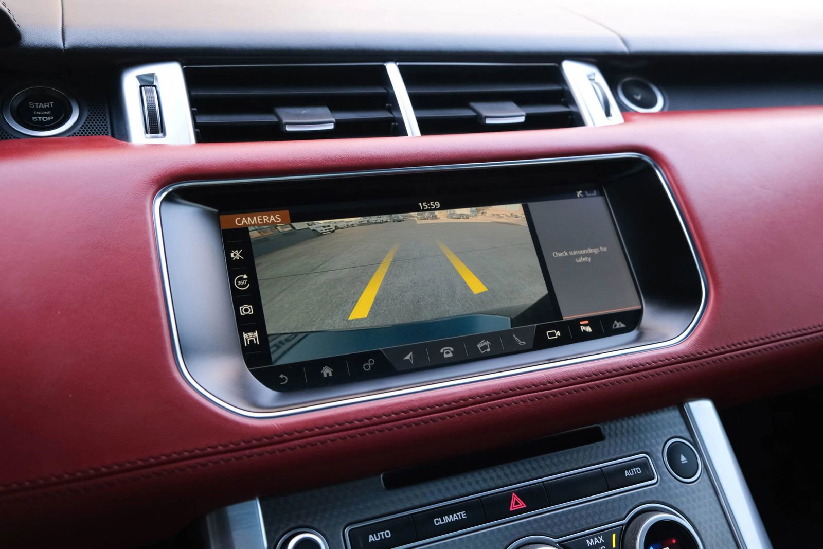 Used 2017 Land Rover Range Rover Sport SVR image 48