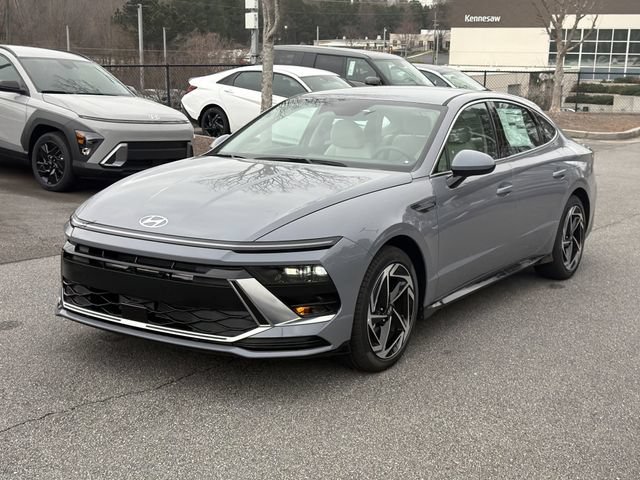 New 2026 Hyundai Sonata SEL FWD image 3
