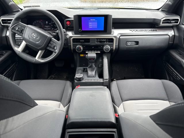 Certified 2025 Toyota Tacoma TRD Off-Road w/ TRD Off Road Upgrade Package AWD/4WD image 18