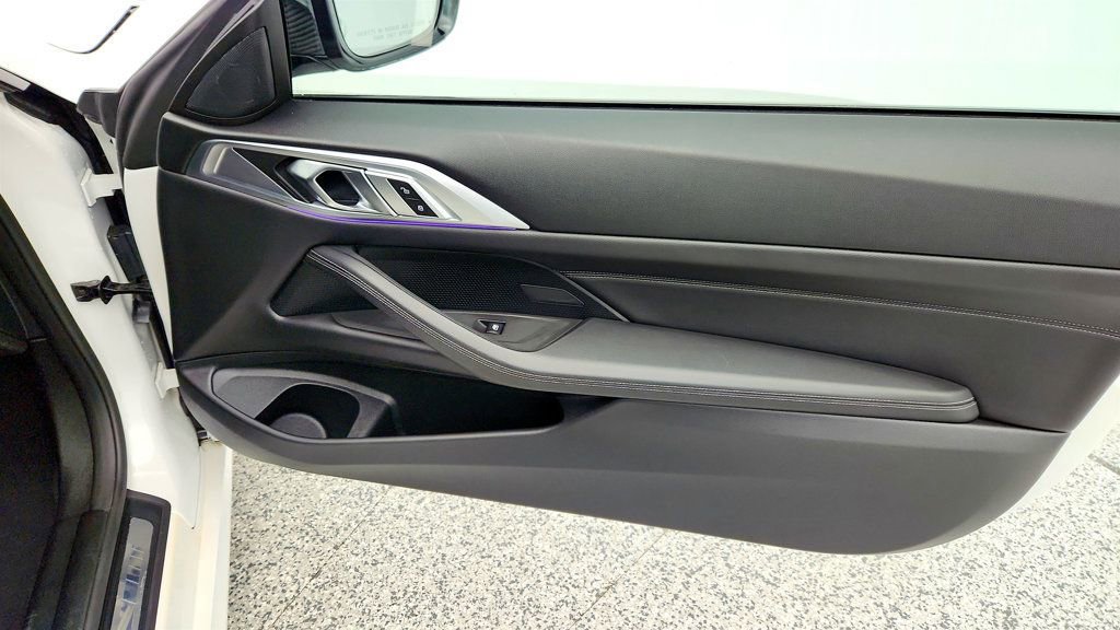 Used 2023 BMW 440i xDrive Coupe w/ Premium Package image 31