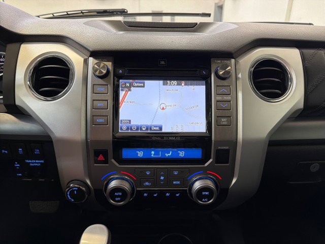 Used 2017 Toyota Tundra Platinum image 19