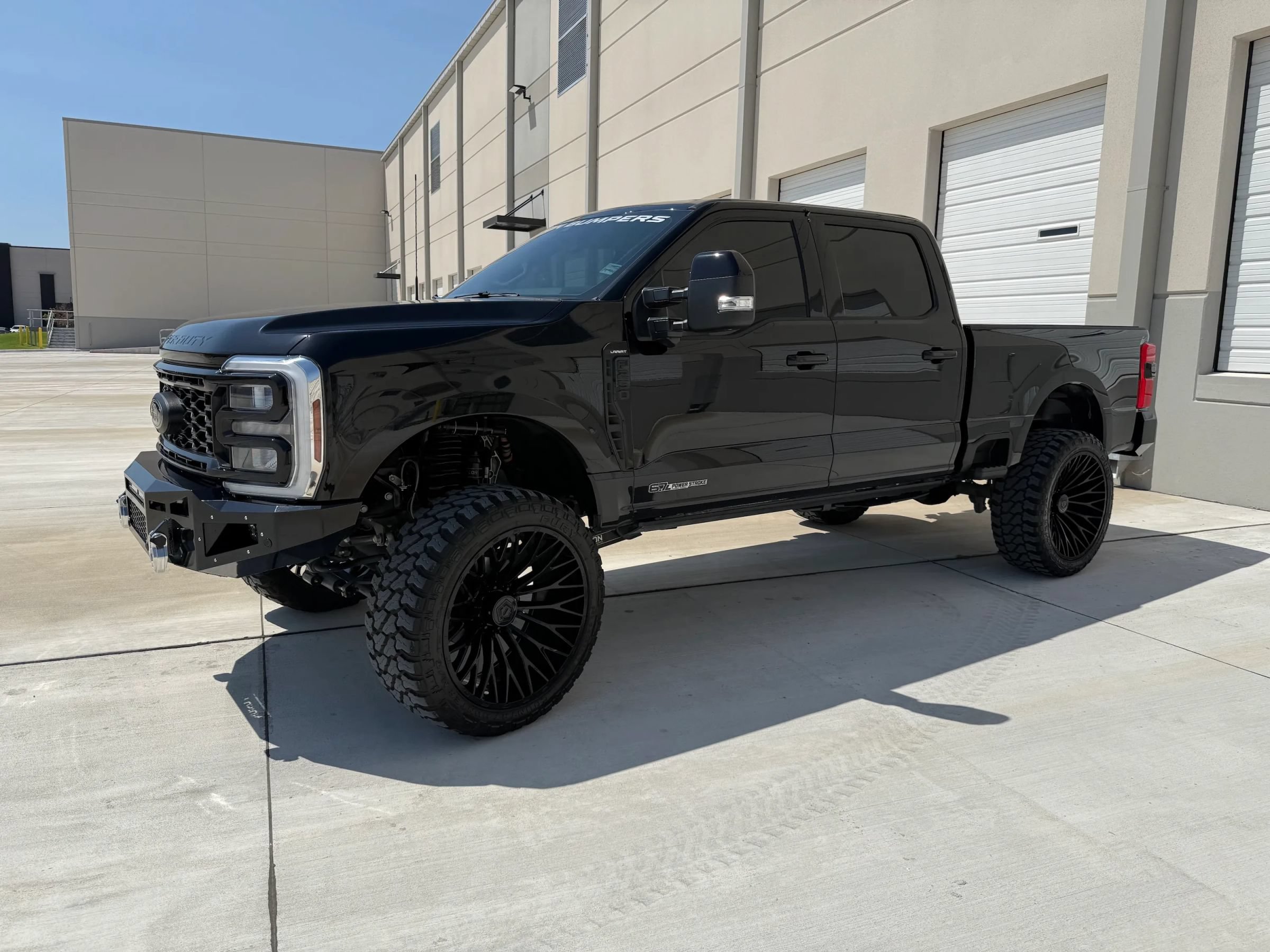 Used 2025 Ford F250 Lariat w/ Lariat Ultimate Package AWD/4WD image 4