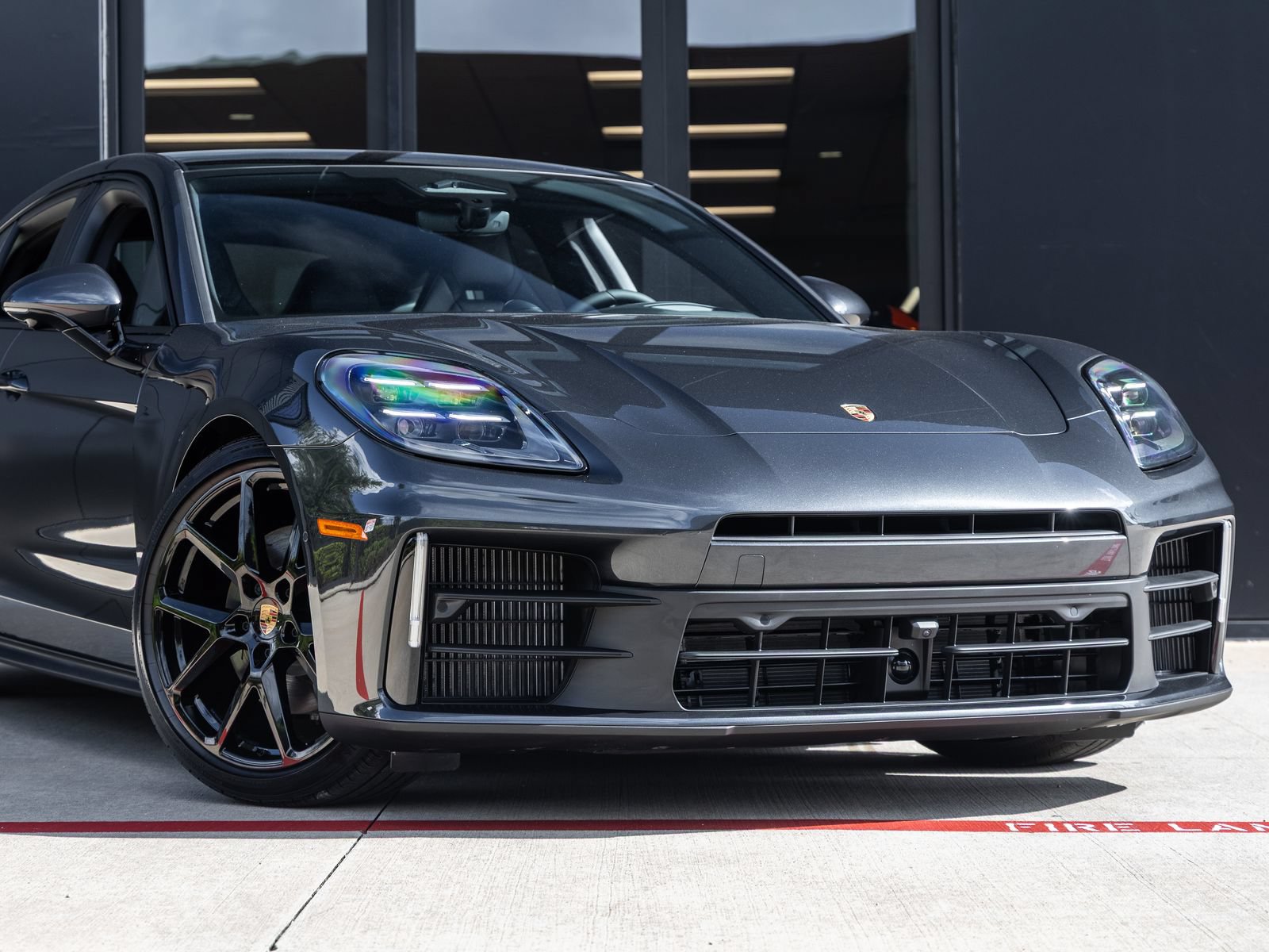 New 2026 Porsche Panamera 4 AWD/4WD image 9