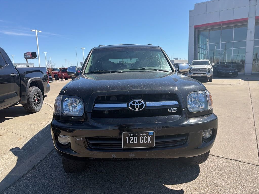 Used 2007 Toyota Sequoia Limited image 2