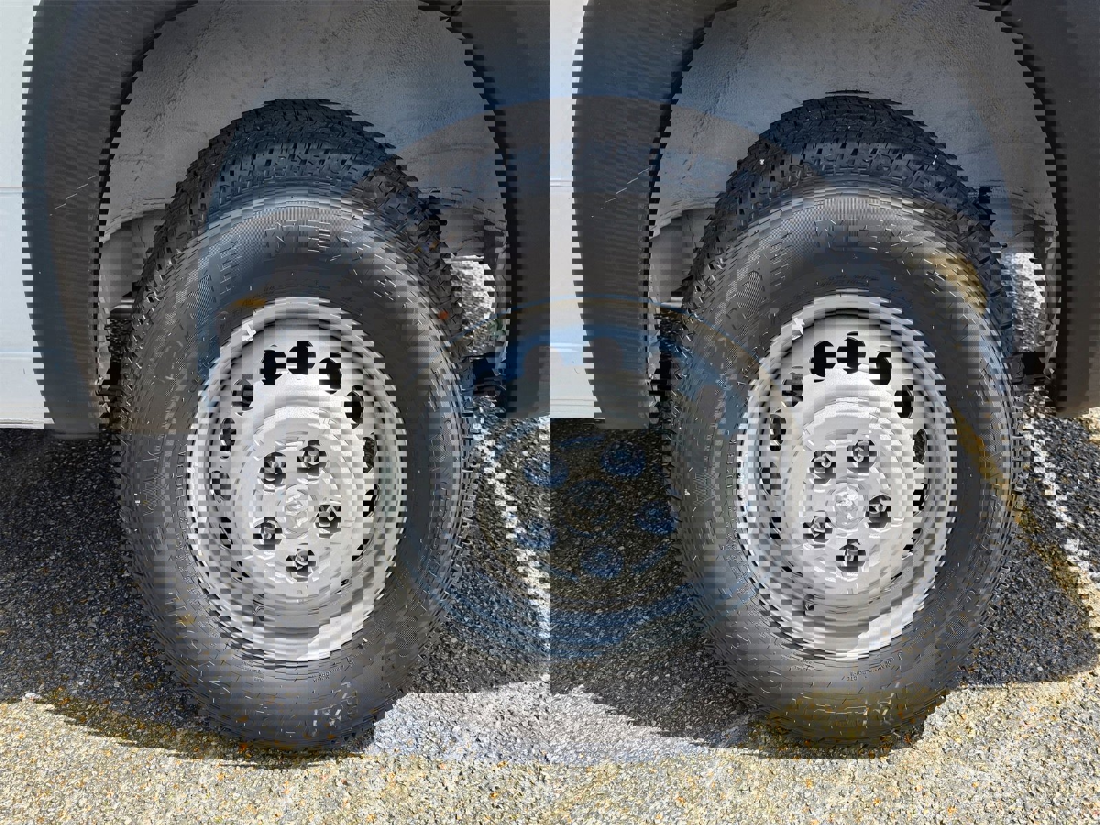 New 2025 RAM ProMaster 2500 w/ Premium Convenience Group image 28