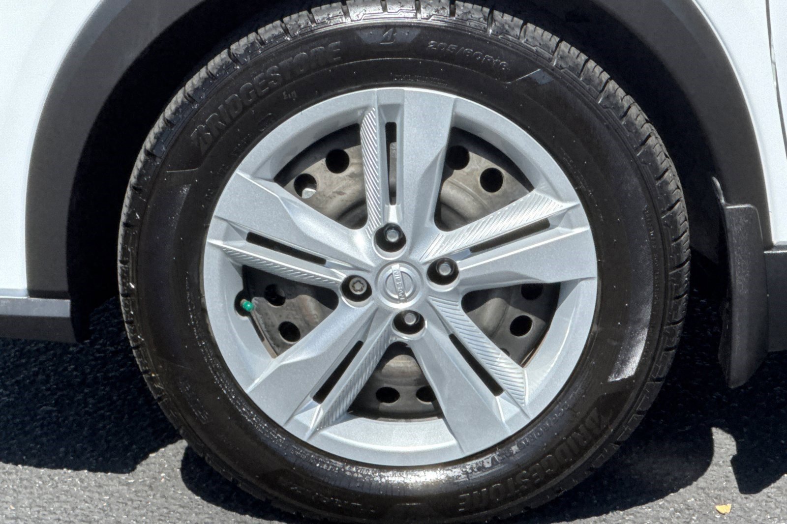 Used 2021 Nissan Kicks S FWD image 12