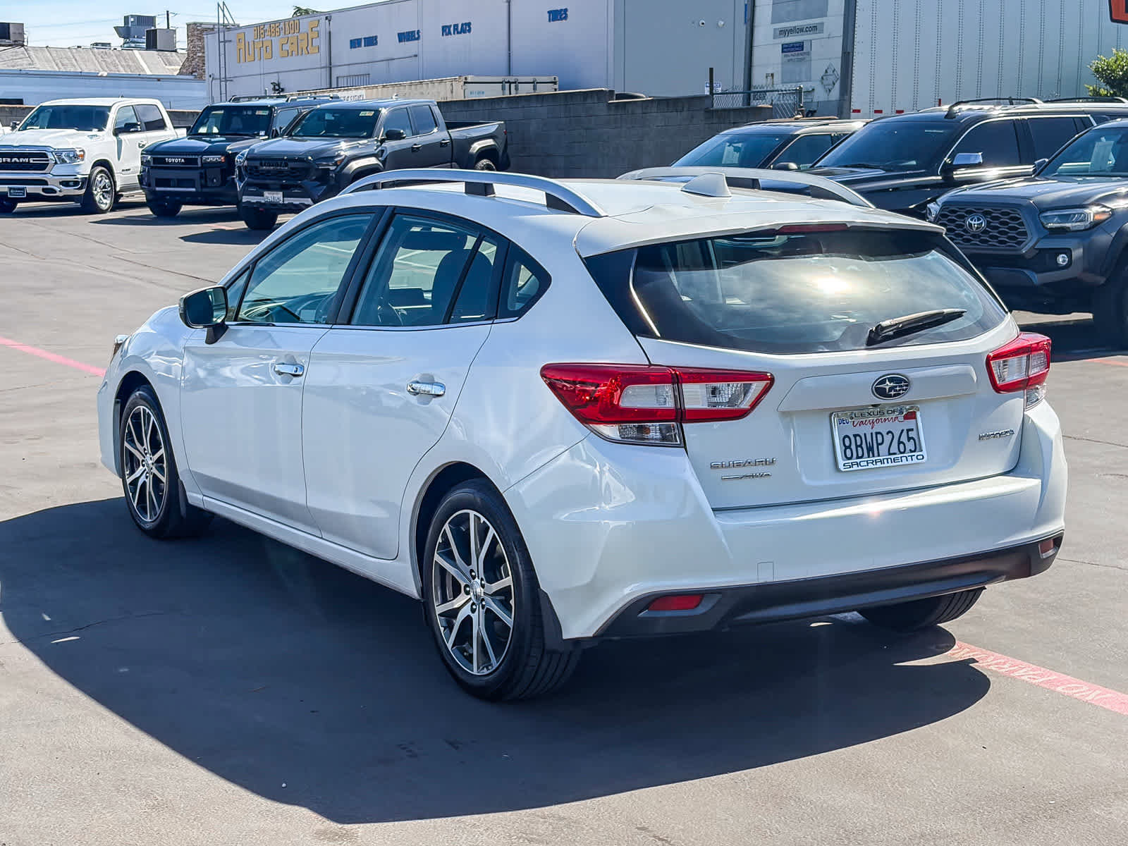 Used 2018 Subaru Impreza 2.0i Limited w/ Popular Package #2 image 2