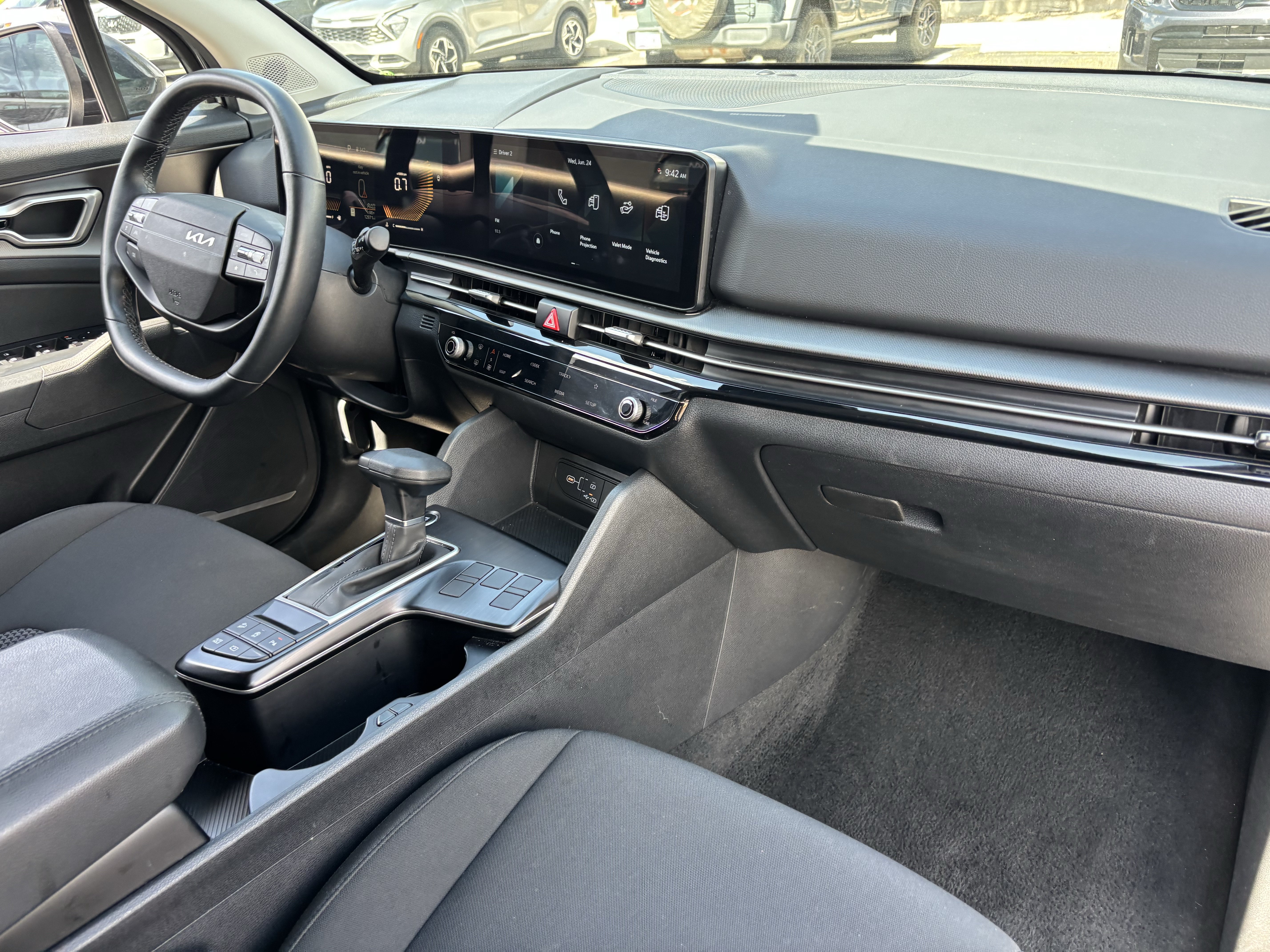 Certified 2026 Kia Sportage LX FWD image 10