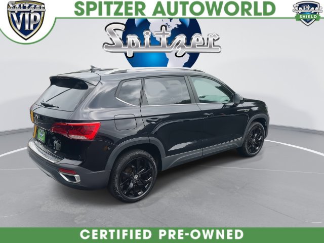 Used 2023 Volkswagen Taos SE w/ Panoramic Sunroof Package FWD image 10