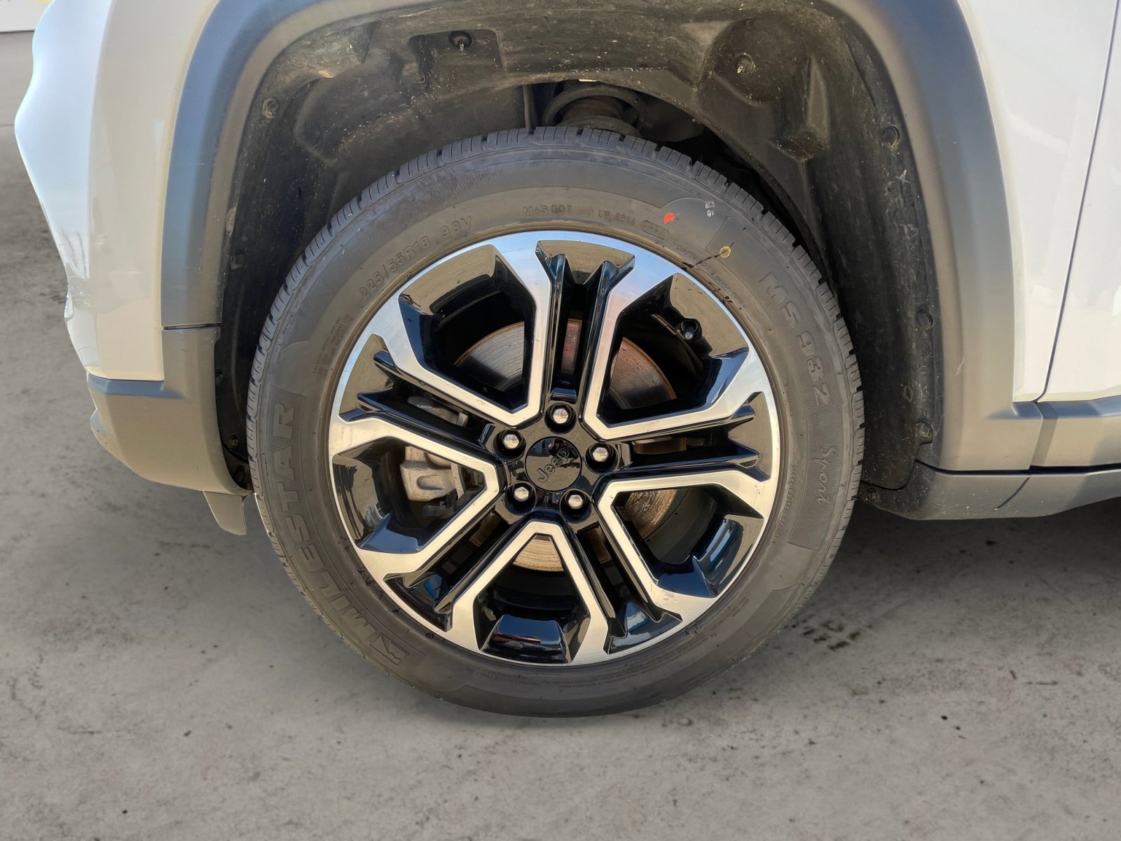 Used 2023 Jeep Compass Limited image 14