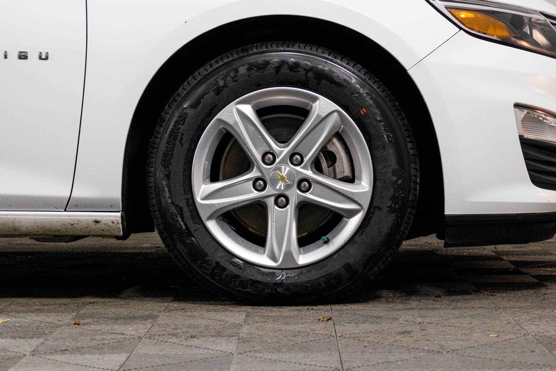 Used 2020 Chevrolet Malibu LS image 41