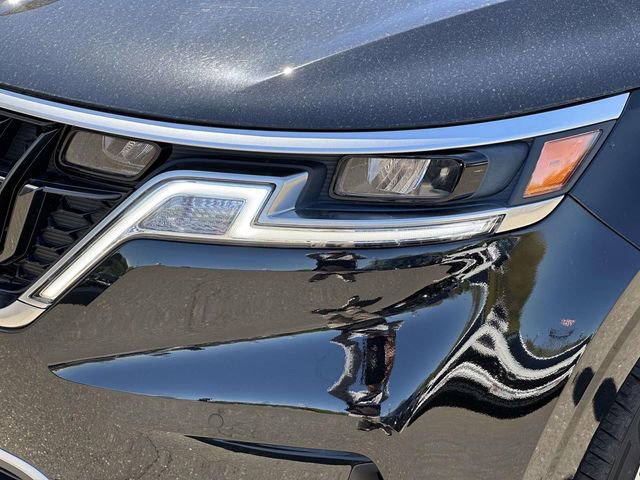 Used 2024 Kia Carnival EX FWD image 10