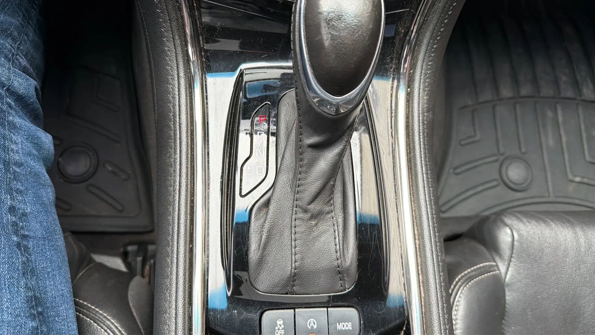 Used 2016 Cadillac ATS Luxury w/ Sun And Sound Package image 23