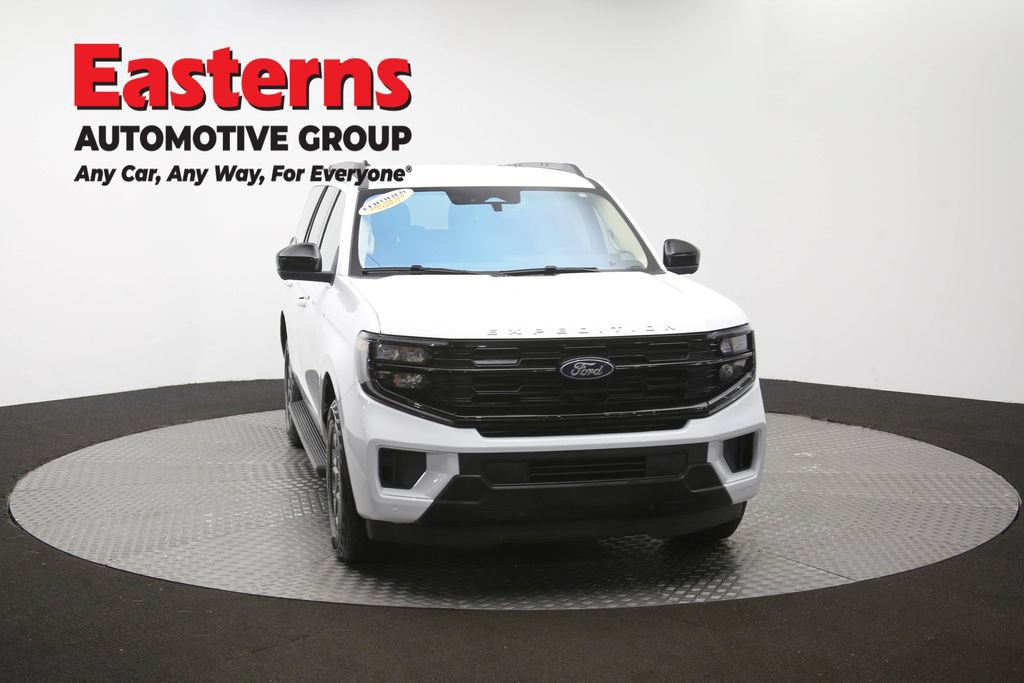 Used 2025 Ford Expedition Active AWD/4WD image 51