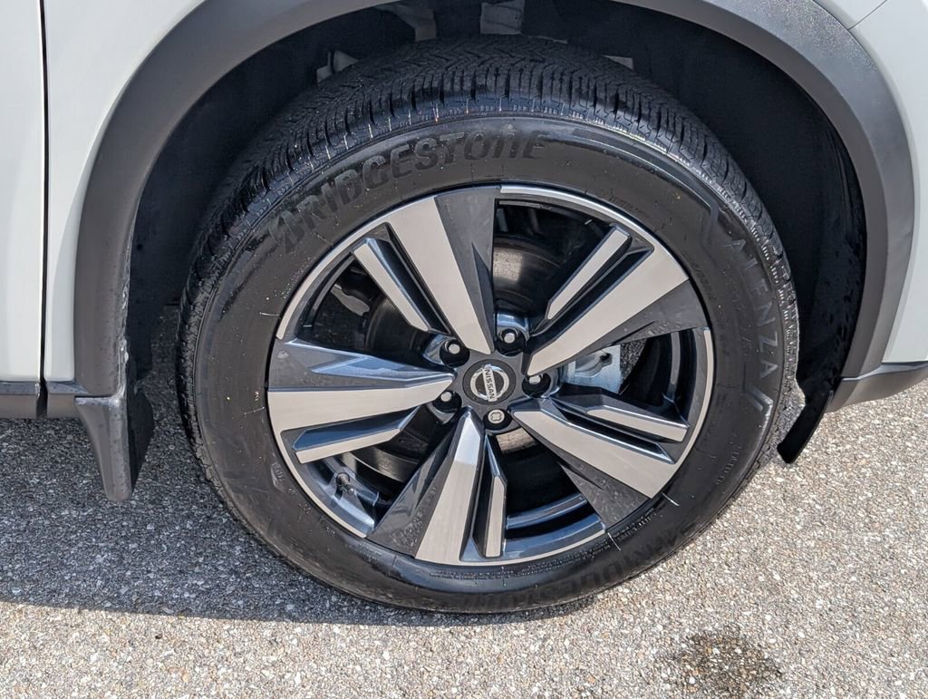 Used 2021 Nissan Rogue SL image 17