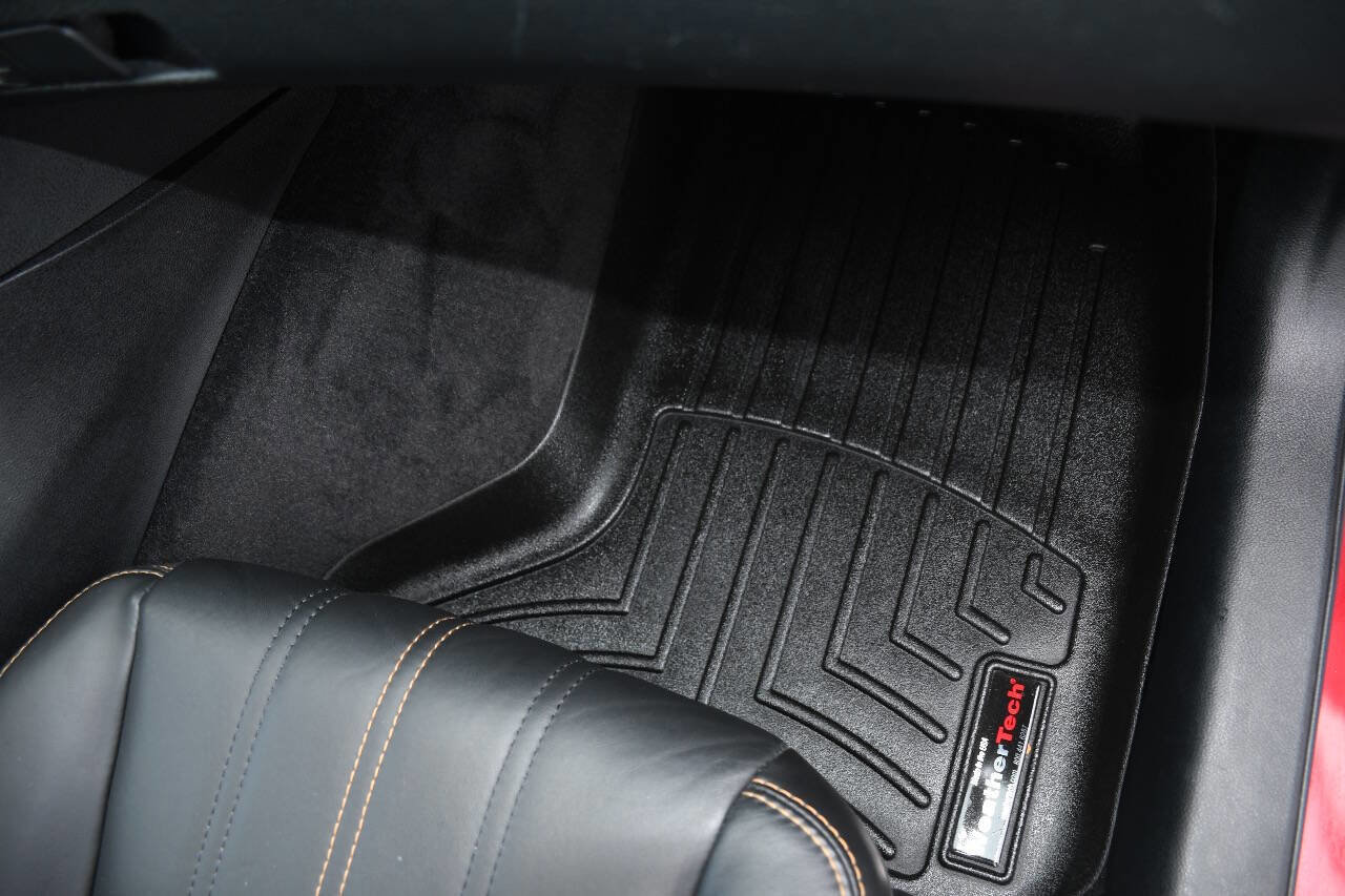 Used 2018 Chrysler 300 S w/ 300S Alloy Package image 25