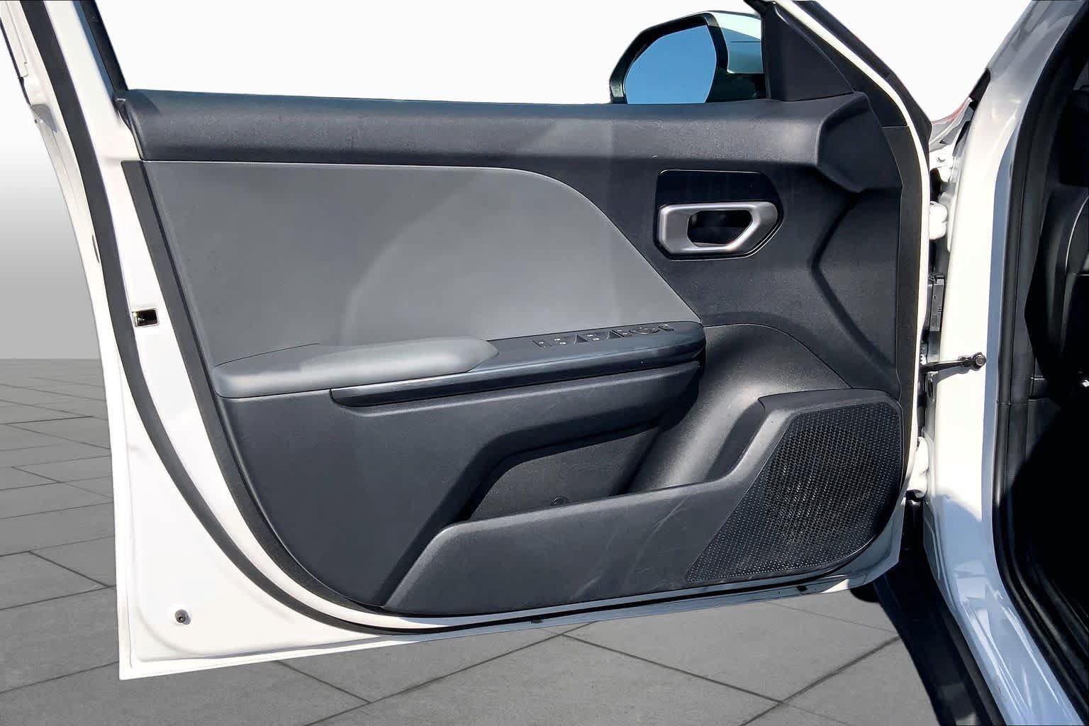 Used 2025 Kia K4 FWD image 22