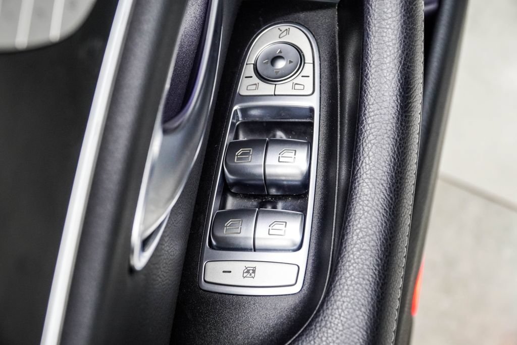 Used 2023 Mercedes-Benz E 350 4MATIC Sedan w/ Premium Package image 39