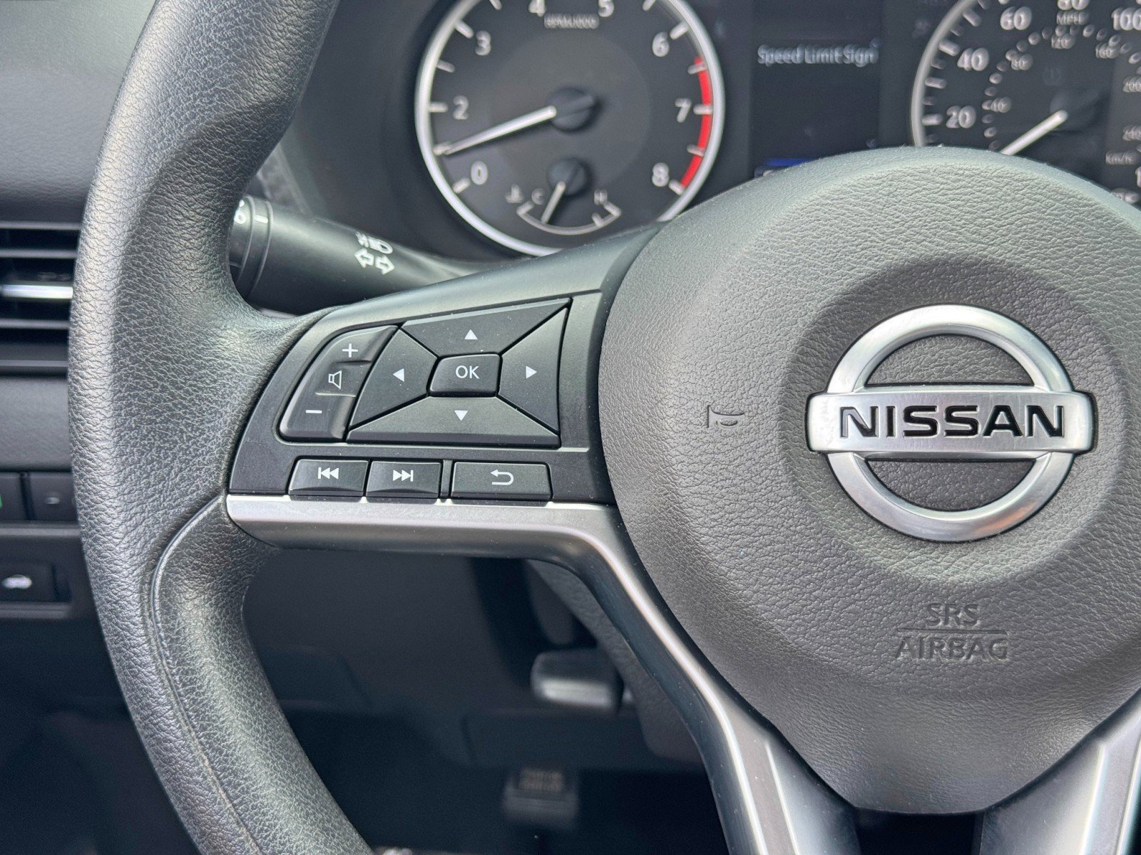 Used 2022 Nissan Sentra S FWD image 19