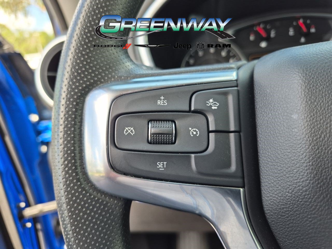 Used 2025 Chevrolet Blazer LT AWD/4WD image 23
