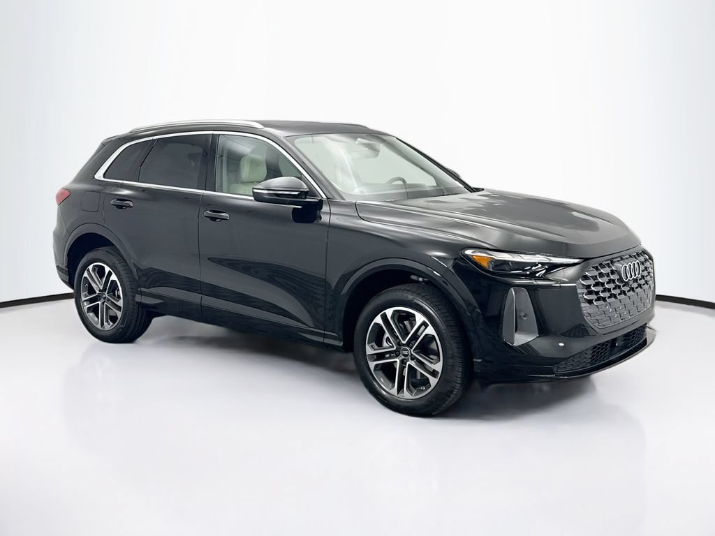 Used 2025 Audi Q5 Premium AWD/4WD image 4