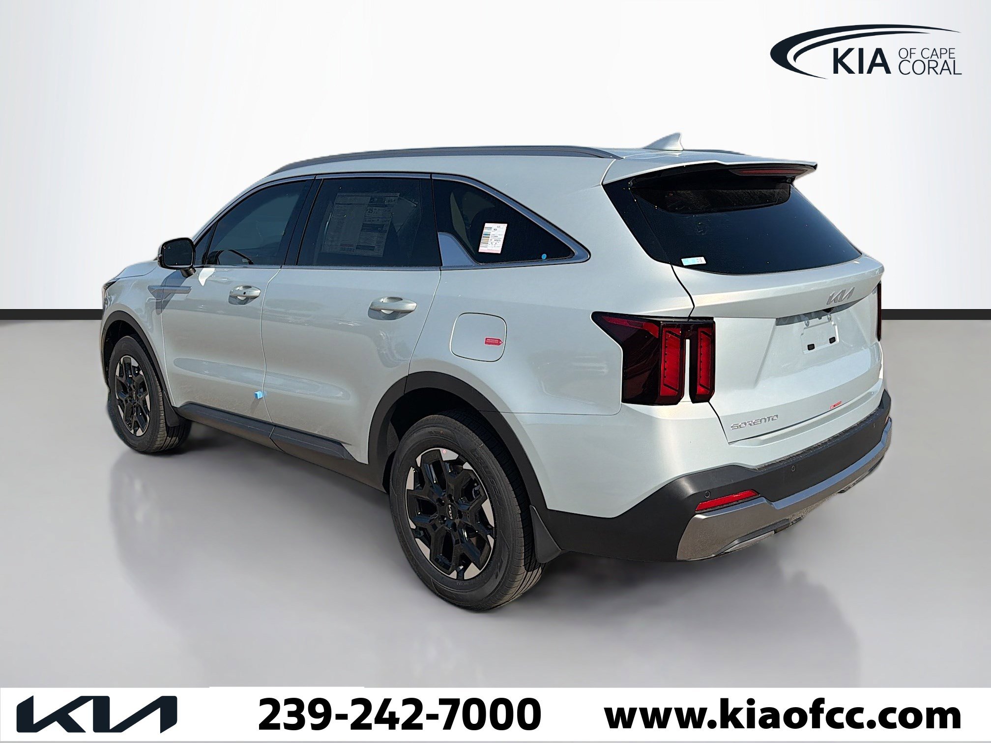 New 2026 Kia Sorento S image 3