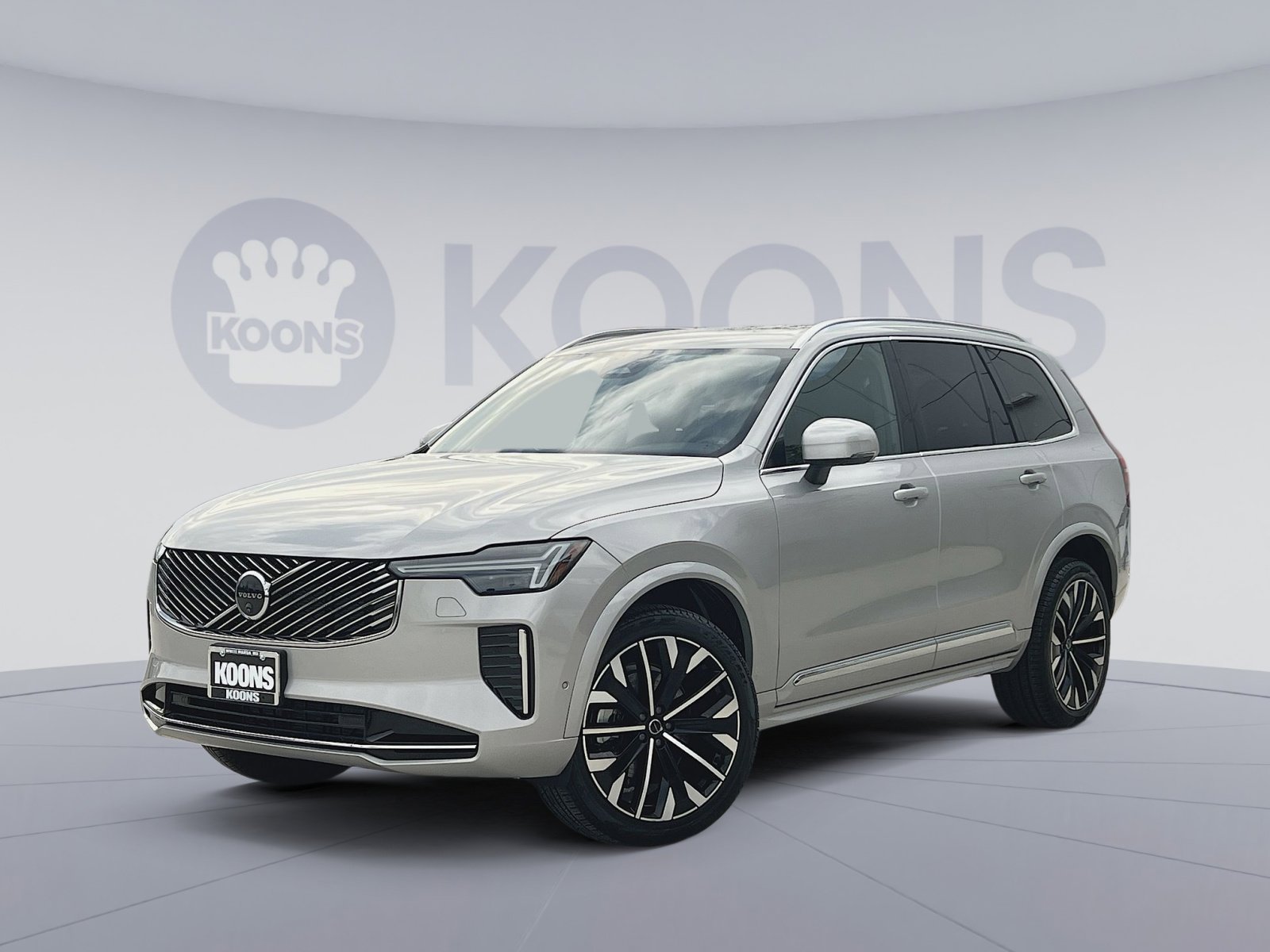 Certified 2025 Volvo XC90 B6 Plus AWD/4WD image 1
