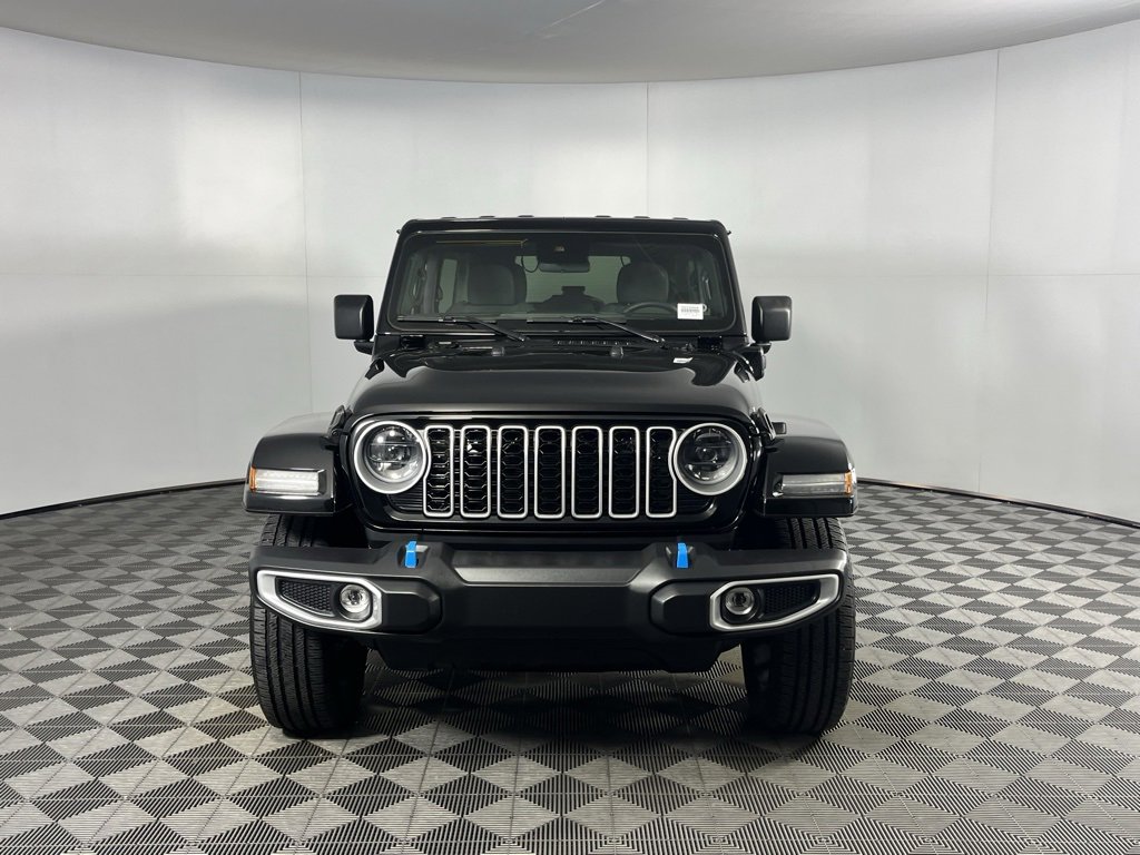 Used 2024 Jeep Wrangler Unlimited Sahara w/ Safety Group image 10